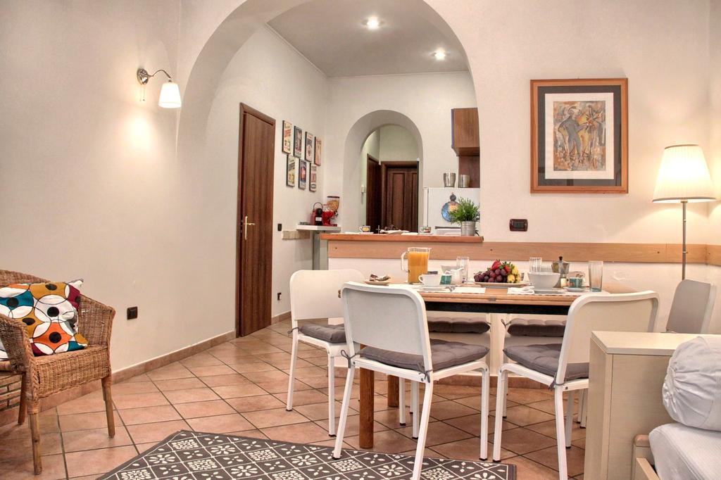Coliseum Rome Apartments Oda fotoğraf