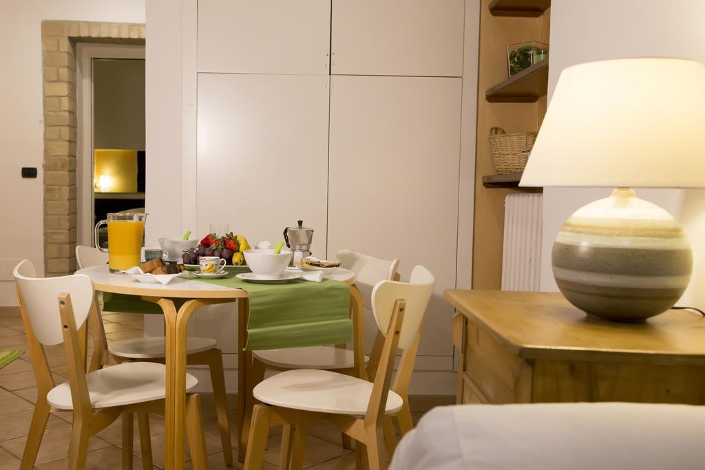 Coliseum Rome Apartments Oda fotoğraf