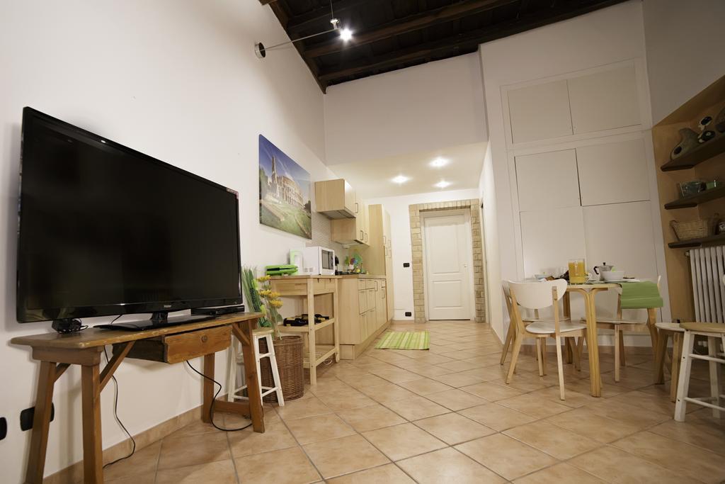 Coliseum Rome Apartments Oda fotoğraf